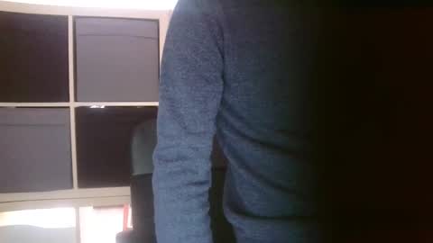 danielbt28 online show from 03/01/25, 09:29