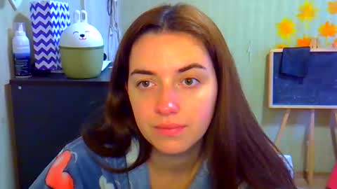 Snapshot of daniella_brunnette_ chatting on 10/24/25, 08:22 Daniella  online show from 10/24/25, 08:22