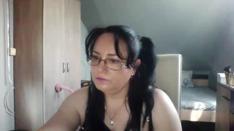Danielle and Mattew online show from 06/16/26, 07:33