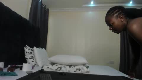 danielle_rock online show from 02/12/25, 05:58