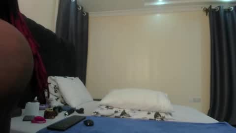 danielle_rock online show from 02/18/25, 08:03