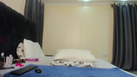 danielle_rock online show from 02/19/25, 03:28