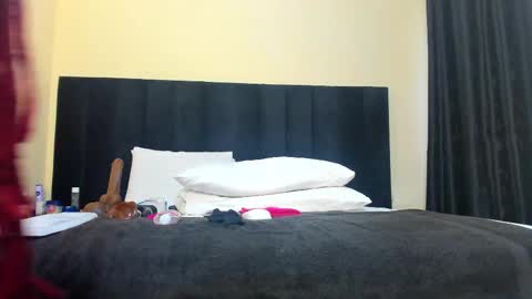 danielle_rock online show from 03/11/25, 07:15