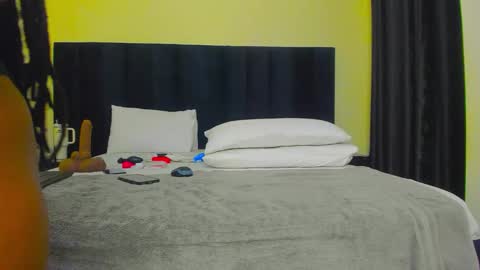 danielle_rock online show from 09/14/25, 10:47