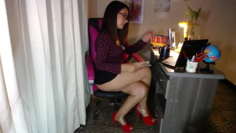 Angie online show from 03/30/26, 06:53