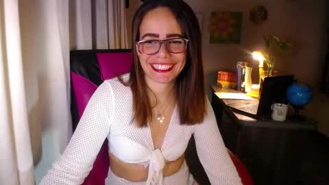 Angie online show from 05/25/26, 02:12