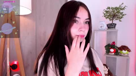 Danielle Rose online show from 02/18/25, 08:47