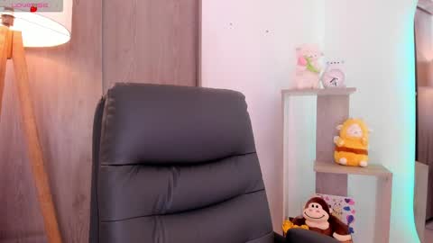 Danielle Rose online show from 10/03/25, 09:34