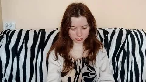 Mia online show from 03/09/26, 10:30