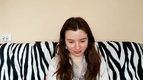 Mia online show from 03/18/26, 08:06