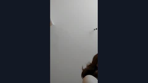 Mia online show from 06/29/26, 07:03