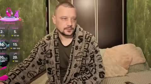 Snapshot of danielocool chatting on 11/03/25, 06:25 DanieloCool online show from 11/03/25, 06:25