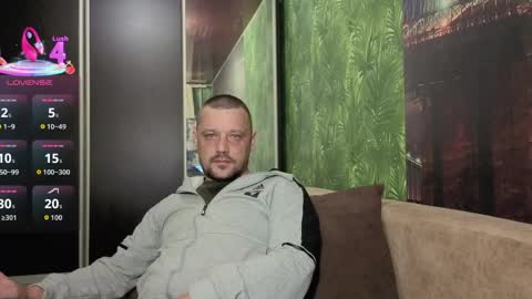 Snapshot of danielocool chatting on 05/16/26, 06:43 DanieloCool online show from 05/16/26, 06:43