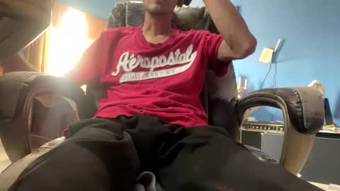 Snapshot of danielvalero chatting on 04/15/26, 10:32 Daniel online show from 04/15/26, 10:32