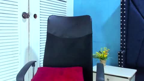 Dani online show from 02/18/25, 03:53