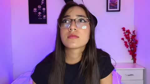 daniela online show from 04/16/26, 02:56