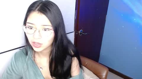 Snapshot of daniirizo chatting on 05/04/26, 10:55 Dani online show from 05/04/26, 10:55