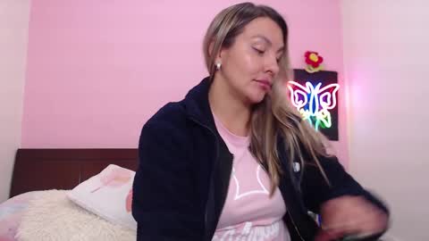 K A R O L online show from 01/16/25, 02:09