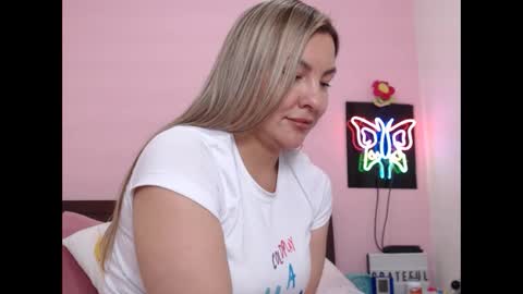 K A R O L online show from 02/11/25, 04:11