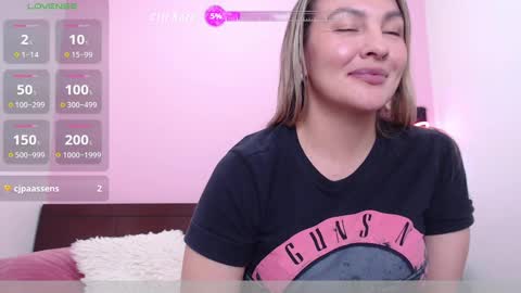 K A R O L online show from 09/17/25, 11:06