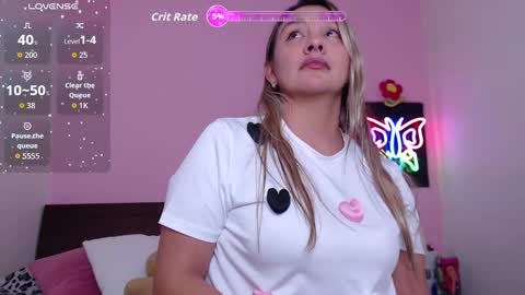 Snapshot of danika_bellaa chatting on 02/16/26, 01:02 K A R O L online show from 02/16/26, 01:02