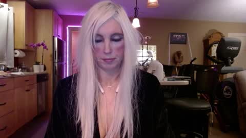 DanikaWhite69 online show from 02/12/25, 07:13