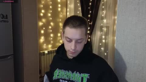 danila online show from 12/03/25, 10:08