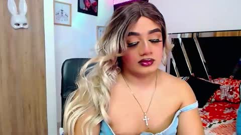 danipein online show from 12/03/25, 10:35