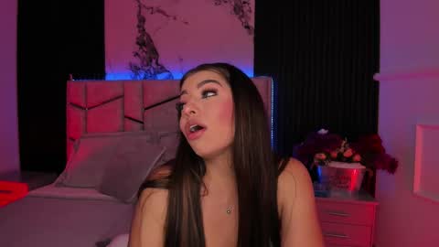 Dani Phonenix online show from 11/21/25, 07:23