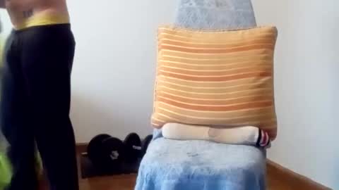 daniroca8 online show from 11/20/25, 03:56