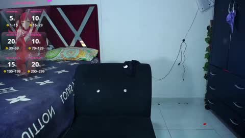 danisabrownn online show from 03/12/25, 12:57