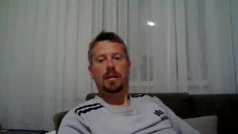 daniel online show from 03/18/26, 01:42