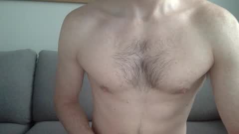 Snapshot of danishguysdicks chatting on 02/01/26, 12:48 Buzzy online show from 02/01/26, 12:48