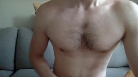 Snapshot of danishguysdicks chatting on 02/14/26, 12:02 Buzzy online show from 02/14/26, 12:02