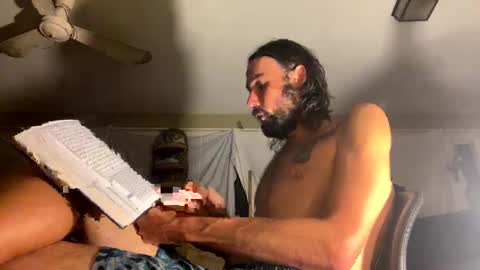 Snapshot of daniszyramaer chatting on 12/16/24, 12:26 ZyRaMaxx online show from 12/16/24, 12:26