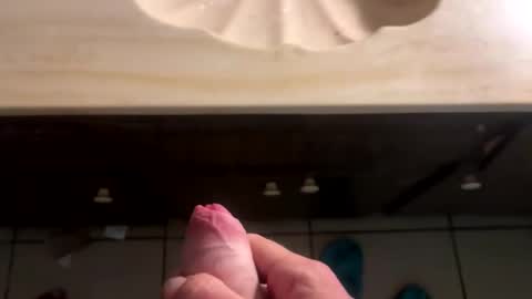 Snapshot of daniszyramaer chatting on 12/24/24, 12:33 ZyRaMaxx online show from 12/24/24, 12:33