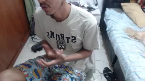 Snapshot of danivoyeur21 chatting on 03/02/26, 07:54 daniel segura online show from 03/02/26, 07:54