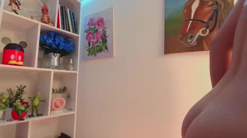 Snapshot of danmsel chatting on 02/26/26, 02:27 Pau online show from 02/26/26, 02:27