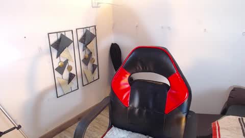 dann hill1 online show from 10/27/25, 08:46