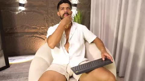 Dann saenz online show from 04/25/26, 01:03