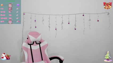 Snapshot of danna_1111 chatting on 12/16/24, 12:06 danna online show from 12/16/24, 12:06