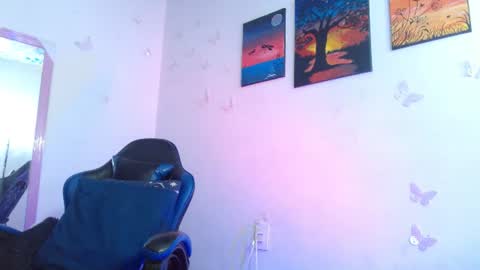 Snapshot of danna_888 chatting on 06/24/26, 10:09 danna 888 online show from 06/24/26, 10:09