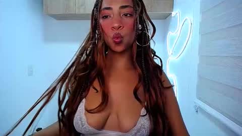 Danna  Ross online show from 12/16/25, 12:26