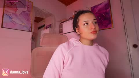 Danna Lovs online show from 05/16/26, 12:15
