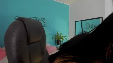Danna online show from 06/24/26, 02:05