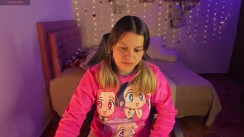 Snapshot of danna_wry chatting on 04/05/26, 02:53 danna_wry online show from 04/05/26, 02:53