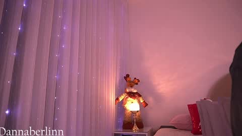 Danna Berlin  online show from 12/03/25, 07:34