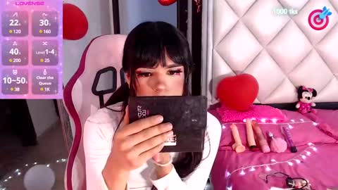 Snapshot of dannadoll69 chatting on 02/19/25, 12:11 Dannamunoz130 online show from 02/19/25, 12:11