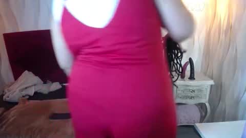 Danna Garza online show from 11/23/25, 04:56