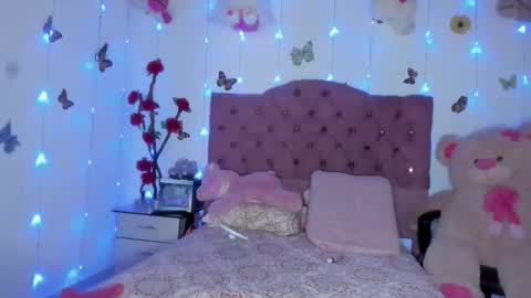 Danna Sofia jeins online show from 03/19/26, 03:27